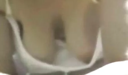 ver haset Vera tem pornos brasileiros em hd um flexível buceta Tamanho