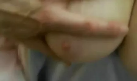 Convide uma bela cadela para fazer xixi ok google vídeos pornô brasileiro e foder