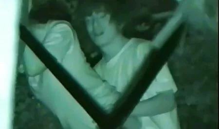 Quebrar a ver vídeo pornô brasileiro caseiro beleza russa parcialmente