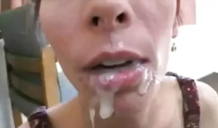 A garota filme porno gratis nacional se imagina como uma amante e pune o homem