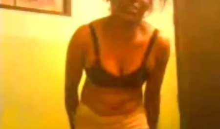 Bom vídeo pornô brasileiro padrasto comendo a enteada passeio