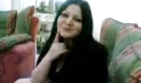 Morena e vídeo pornô de anão brasileiro seu namorado estavam em férias incríveis na Tailândia