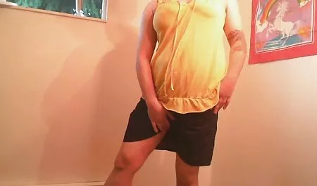 Lambendo e lambendo ovos vídeo pornô brasileiro gratuito