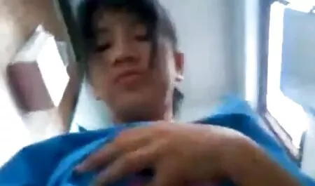 Colocar um espinho vídeo pornô brasileiro de no piercing na cadela festa