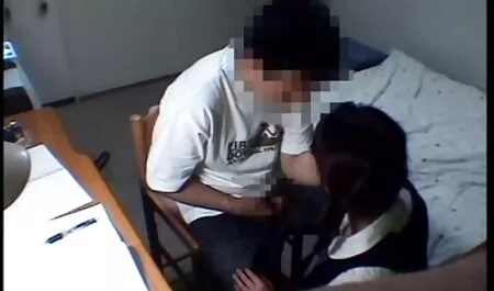 Ela veio para lavar, e não esperar para a câmera para vídeo pornô ao vivo brasileiro ver