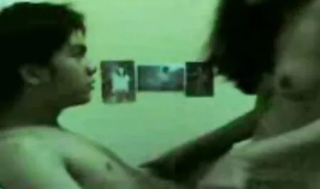Velho homem levantou-se para os melhores vídeos pornô nacional uma menina
