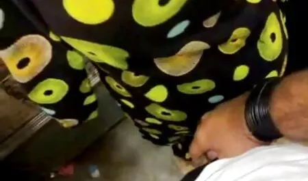 Bonito Valentina faz dela vídeo de sexo brasileiro pornô bichano idiota