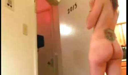 Beleza da jovem com bunda redonda eu quero ver um vídeo pornô brasileiro