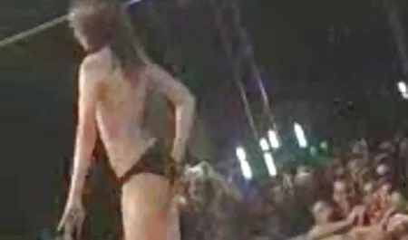 Assistir secretário secretário em assistir vídeo pornô com mulher brasileira meias brancas
